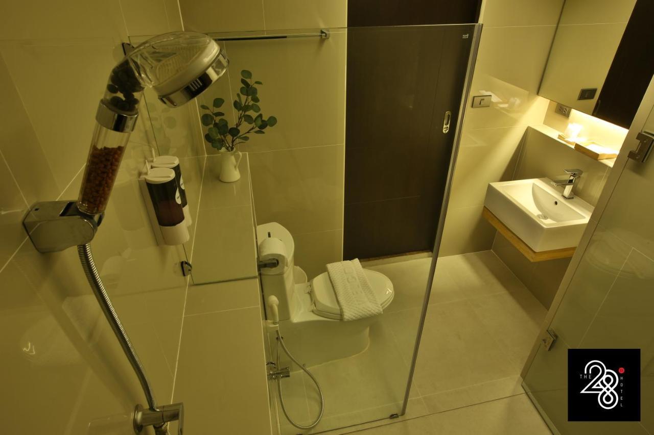 The 28Th Hotel Kanchanaburi Zewnętrze zdjęcie