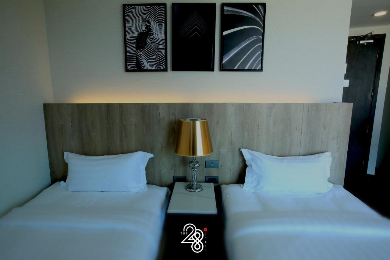 The 28Th Hotel Kanchanaburi Zewnętrze zdjęcie